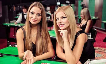 Hỗ trợ khách hàng 24/7 fsbet win